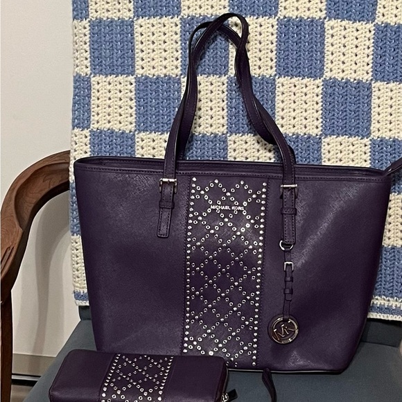 Authentic MK purse and wallet - Picture 2 of 2